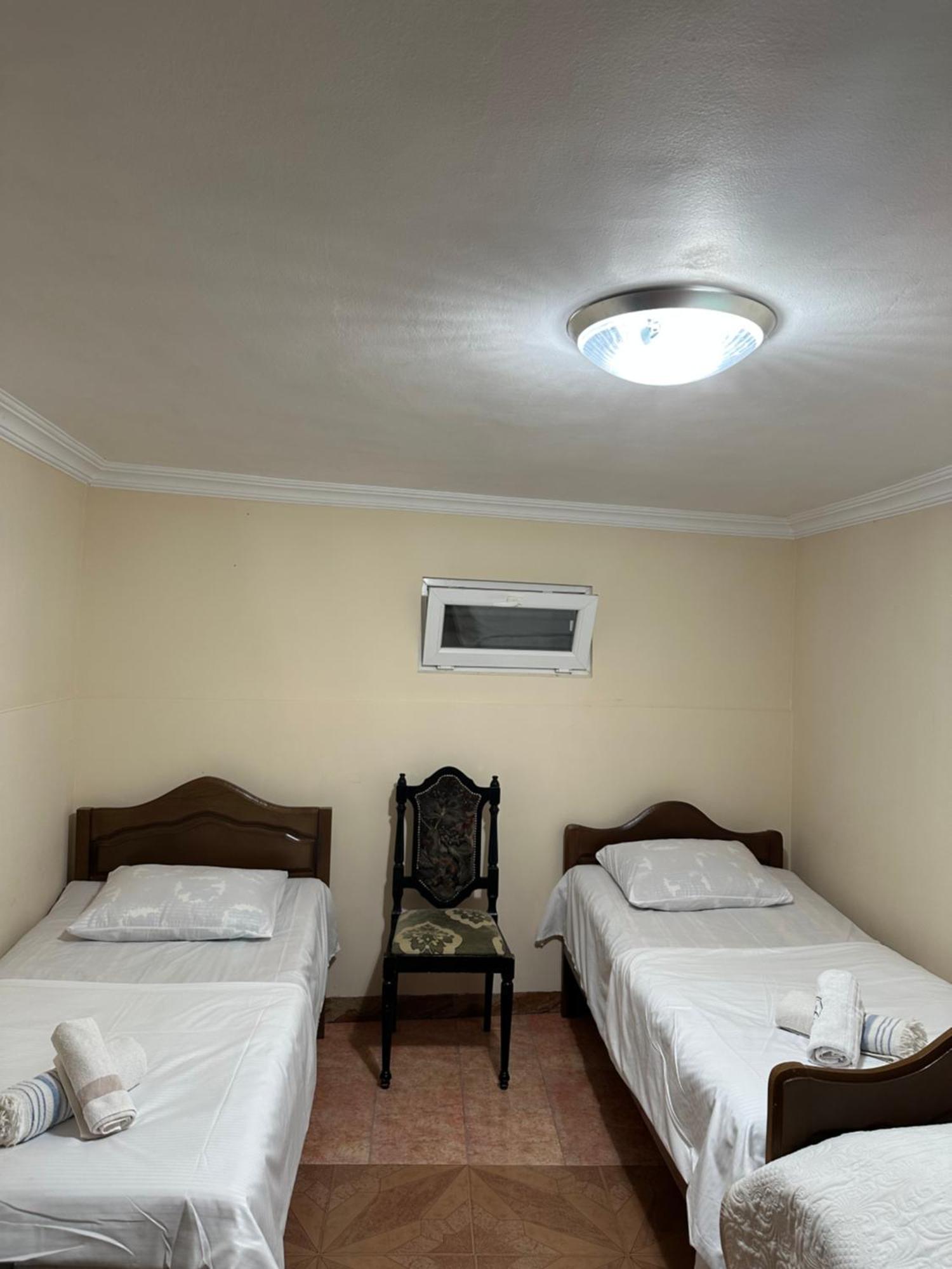 Linda Guest House Batumi Exterior photo