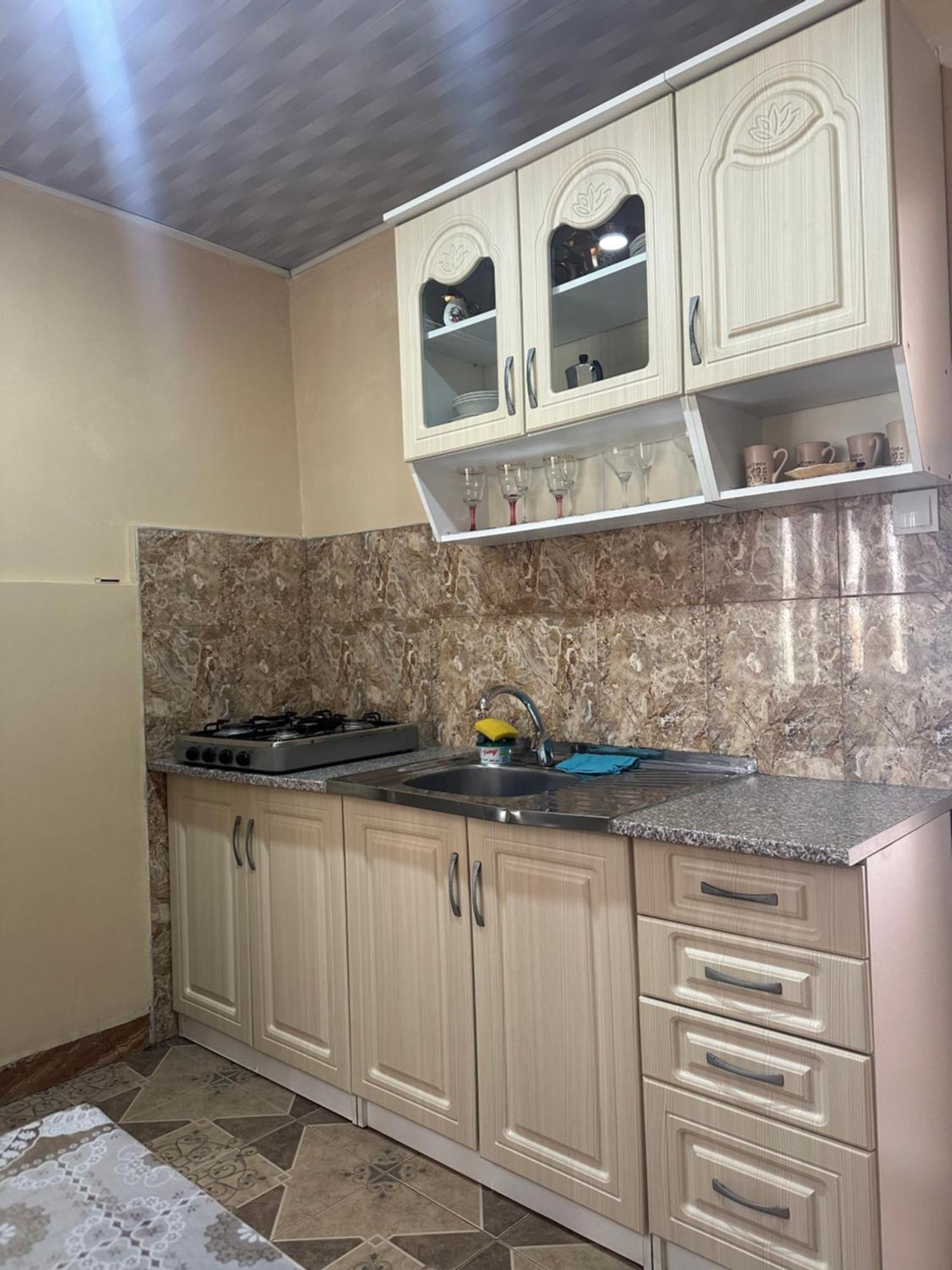 Linda Guest House Batumi Exterior photo